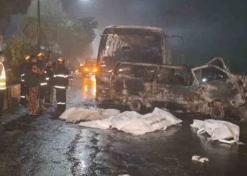 সাভারে অ্যাম্বুলেন্সে দুই বাসের ধাক্কা, আগুনে পুড়ে নিহত ৪