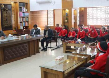 গোপালগঞ্জে ক্ষুদে শিক্ষার্থীরা পরিদর্শণ করলো জেলা প্রশাসকের কার্যালয়
