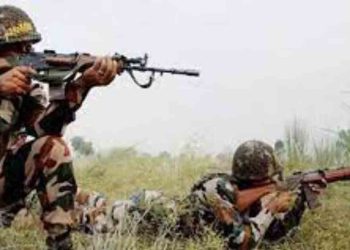 চাঁপাইনবাবগঞ্জ সীমান্তে বিএসএফের গুলিতে বাংলাদেশি আহত