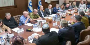 ইসরায়েলের মন্ত্রিসভায় গাজা যুদ্ধবিরতি চুক্তির অনুমোদন