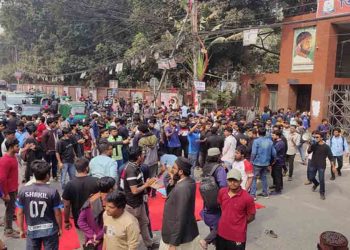 তিতুমীর শিক্ষার্থীদের সড়ক অবরোধ