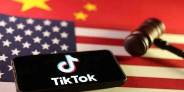 যুক্তরাষ্ট্রে রবিবার থেকে নিষিদ্ধ হচ্ছে টিকটক