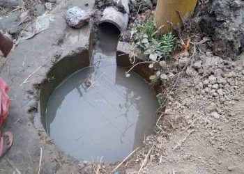 গোমস্তাপুরে ড্রেনের পানিতে ডুবে শিশুর মৃত্যু 