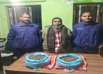 পুলিশের সাঁড়াশি অভিযানে ২ কেজি গাঁজাসহ গ্রেফতার-১