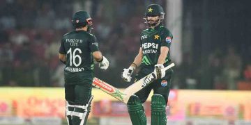 রিজওয়ান-সালমানের সেঞ্চুরিতে রেকর্ড গড়ে ফাইনালে পাকিস্তান