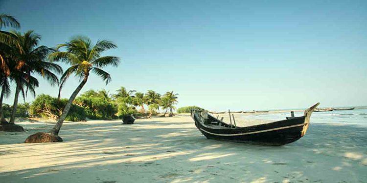 আজ থেকে ৯ মাস সেন্টমার্টিন ভ্রমণ বন্ধ