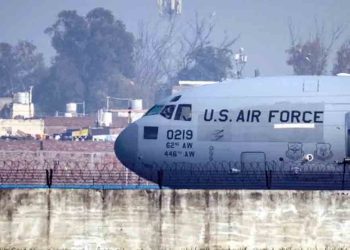 সামরিক বিমানে ভারতীয় অভিবাসীদের ফেরত পাঠালো আমেরিকা