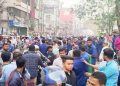 রাজধানীর বিভিন্ন সড়ক অবরোধ করে সিএনজিচালকদের বিক্ষোভ