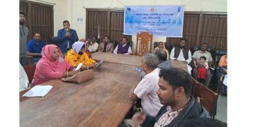 শিবগঞ্জে গ্রাম আদালত শীর্ষক কমিউনিটির সঙ্গে মতবিনিময়