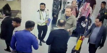 দেশ ছেড়ে পালানোর সময় শেখ হেলালের ব্যক্তিগত সহকারী গ্রেফতার