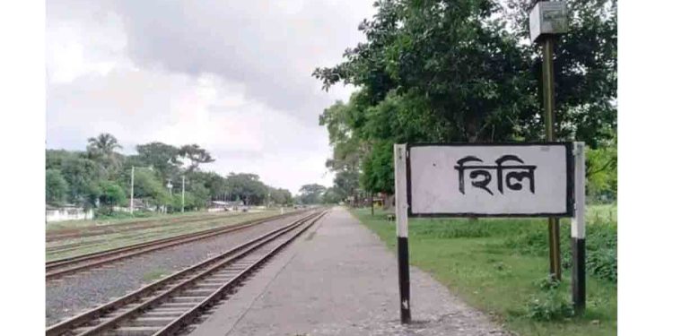 রেল ব্রীজ সংস্কারের কাজে বিএসএফের বাধা