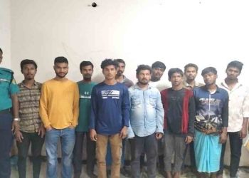 মোহাম্মদপুরে বিশেষ অভিযানে গ্রেপ্তার ১৬