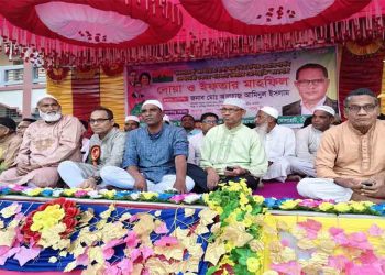 ভোলাহাটে উপজেলা বিএনপির দোয়া ও ইফতার মাহফিল 