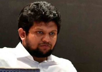 ভিনদেশ থেকে সরকার পরিবর্তনের প্রেসক্রিপশন আসছে: উপদেষ্টা মাহফুজ