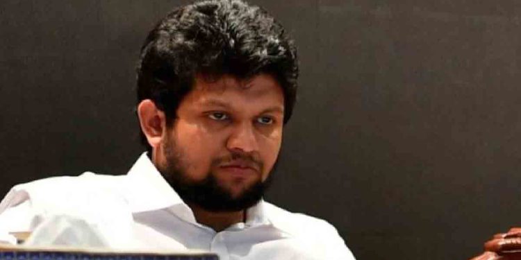 ভিনদেশ থেকে সরকার পরিবর্তনের প্রেসক্রিপশন আসছে: উপদেষ্টা মাহফুজ