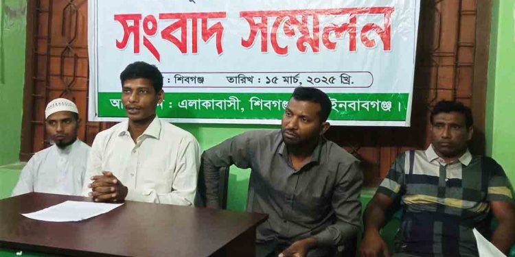 শিবগঞ্জে মাদ্রাসার দুই শিক্ষকের বিরুদ্ধে মামলা দিয়ে হয়রানির প্রতিবাদে সংবাদ সম্মেলন