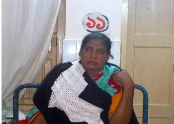 স্বামীর নির্যাতনের শিকার তৃতীয় লিঙ্গের সাথী আক্তার