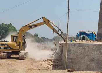 শিবগঞ্জে দুই ইটভাটা বন্ধ ঘোষণা, দেড় লাখ টাকা অর্থদন্ড
