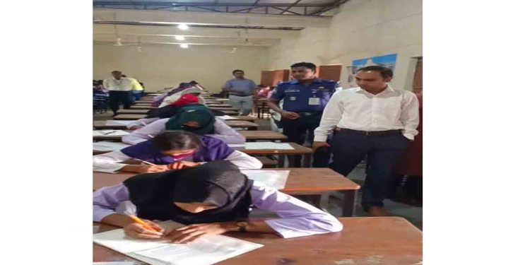 সুষ্ঠু ও শান্তিপূর্ণ ভাবে শুরু হলো এসএসসি পরীক্ষা