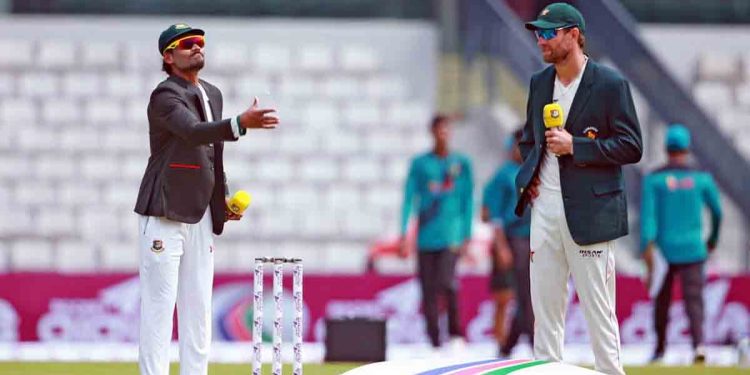 টস জিতে ব্যাটিংয়ে বাংলাদেশ