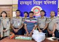 গোদাগাড়ীতে সাড়ে ৬ কেজি হেরোইন ও নগদ ১৩ লক্ষ টাকাসহ মাদকের গডফাদার গ্রেফতার
