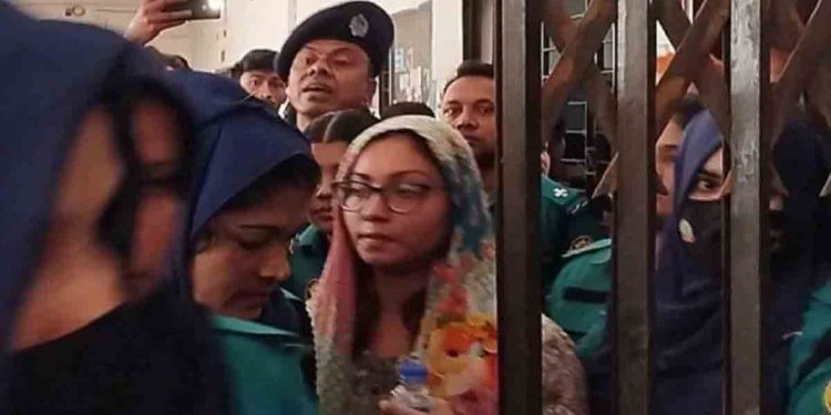 এবার প্রতারণার মামলায় মডেল মেঘনা আলম গ্রেপ্তার