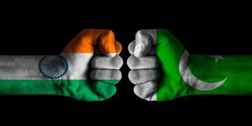 পাকিস্তানিদের বিশেষ ভিসা সুবিধা বাতিল, ভারত ছাড়ার নির্দেশ