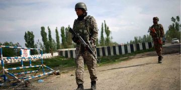 পাকিস্তানে হামলার প্রস্তুতি নিচ্ছে ভারত : নিউইয়র্ক টাইমস