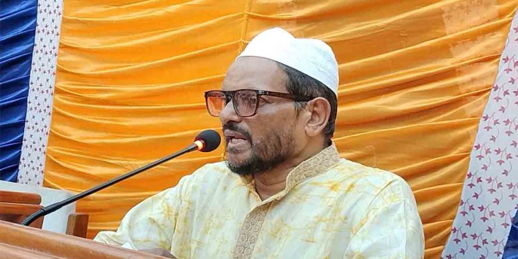 ধর্ম মন্ত্রণালয়ের প্যানেল আইনজীবী হিসেবে দায়িত্ব নিলেন অ্যাডঃ দেলওয়ার হোসেন
