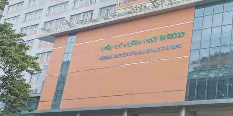 গাজীপুরে গ্যাস সিলিন্ডার বিস্ফোরণে দগ্ধ পাঁচজনের সবাই মারা গেলেন