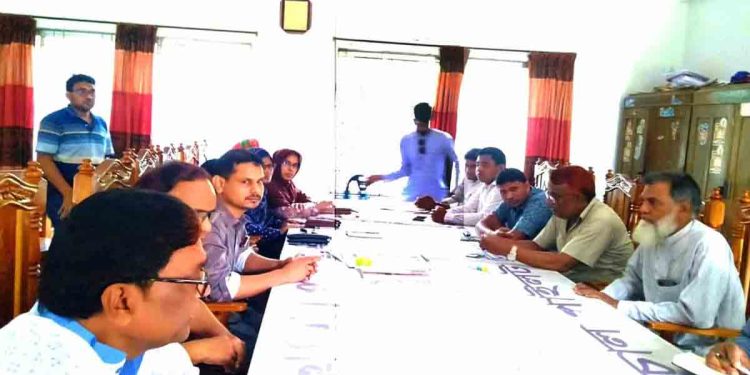 আলোচনার শীর্ষে নাচোল পাইলট উচ্চ বিদ্যালয়, শিক্ষকদের কর্মবিরতি