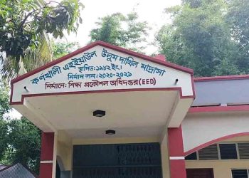 শিবগঞ্জে কর্ণখালি মাদ্রাসায় অনিয়মের অভিযোগ, ব্যবস্থাপনার হযবরল অবস্থা