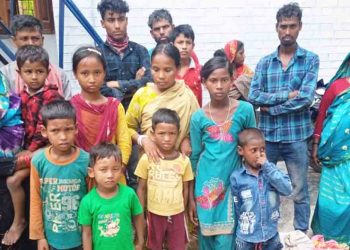 চাঁপাইনবাবগঞ্জ সীমান্তে বিএসএফের পুশ-ইন, ১৭ জন আটক