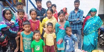 চাঁপাইনবাবগঞ্জ সীমান্তে বিএসএফের পুশ-ইন, ১৭ জন আটক