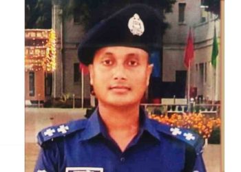 জয়পুরহাটে পুলিশের এসআইকে ছুরিকাঘাত