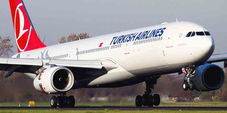 ঢাকা থেকে উড্ডয়নের পরপরই তার্কিশ এয়ারলাইন্সের ইঞ্জিনে আগুন