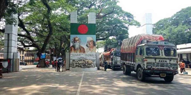 বাংলাদেশের ৯ ধরনের পণ্য আমদানিতে ভারতের নিষেধাজ্ঞা