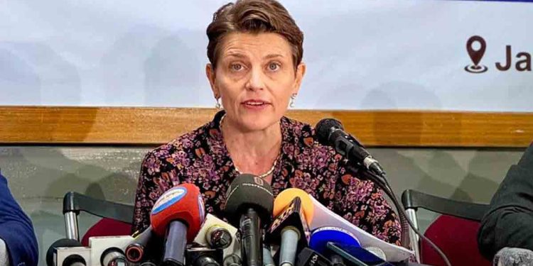 আওয়ামী লীগ না থাকলেও নির্বাচন ‘অন্তর্ভুক্তিমূলক’ হতে পারে : গোয়েন লুইস