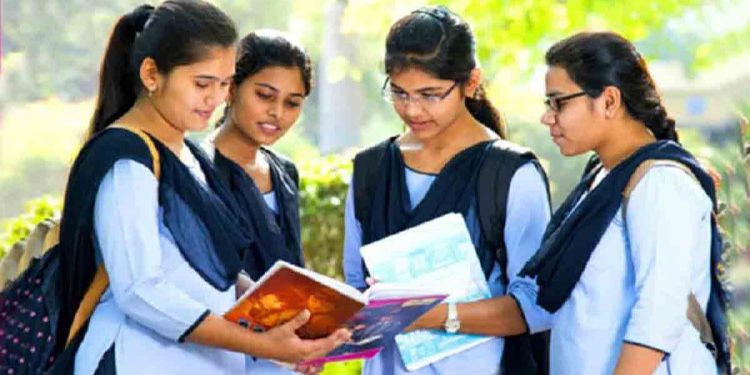 মাধ্যমিক বিদ্যালয় খুলছে আজ, প্রাথমিক খুলবে মঙ্গলবার