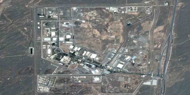 ইরানের পারমাণবিক স্থাপনায় যুক্তরাষ্ট্রের হামলা