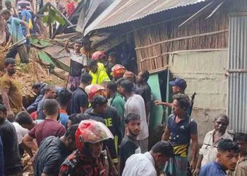 সিলেটে টিলাধসে একই পরিবারের চারজনের মর্মান্তিক মৃত্যু