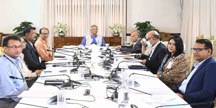 প্রাথমিকে প্রধান শিক্ষকের শূন্য পদে দ্রুত নিয়োগের নির্দেশ ড. ইউনূসের