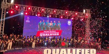 মধ্যরাতে আফঈদা-ঋতুপর্ণাদের সংবর্ধনা দিল বাফুফে