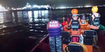 ইন্দোনেশিয়ায় ৬৫ আরোহী নিয়ে ফেরিডুবি, নিখোঁজ ৪৩