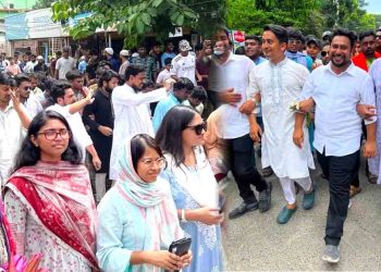 সারাদেশে সীমান্তে দাদাদের বাহাদুরির দিন শেষ হয়েছে : নাহিদ ইসলাম