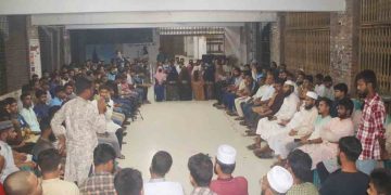 ইকসুর দাবিতে ঐক্যবদ্ধ শিক্ষার্থীরা