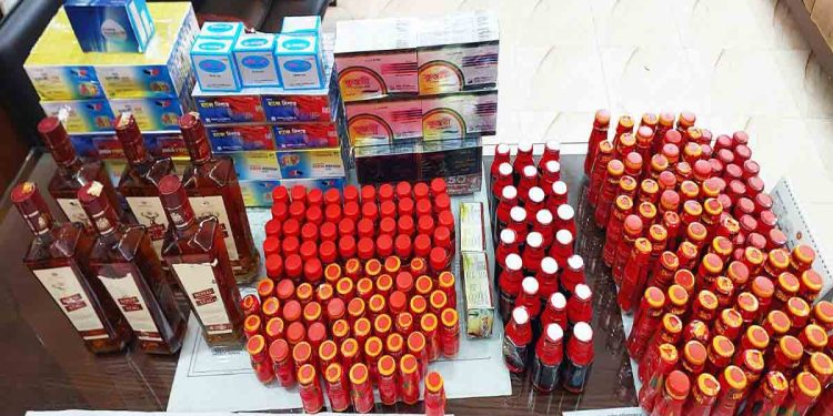 ভালুকায় মাদকবিরোধী অভিযানে বিপুল পরিমাণ মাদকদ্রব্যসহ আটক ২