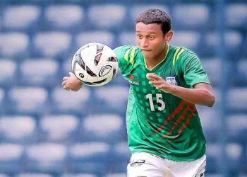 ফুটবল দলের সাবেক খেলোয়াড় আটক