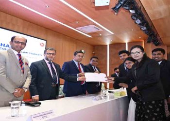 সুপ্রিম কোর্টে ইবির ৪ শিক্ষার্থীর অনন্য অভিজ্ঞতা