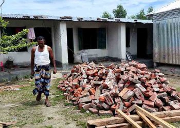 কুড়িগ্রামে সাবেক বিএনপি নেতার বিরুদ্ধে গৃহহীনদের ঘর দখলের অভিযোগ